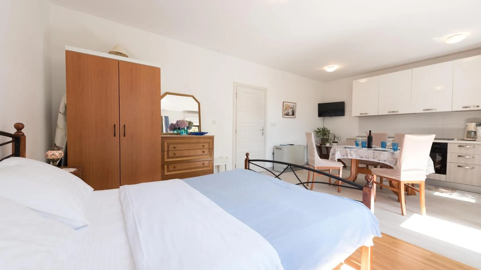 Apartments With A Parking Space Icici, Opatija - 14155